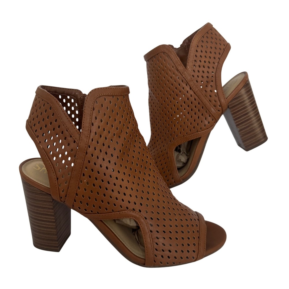 Circus‎ by Sam Edelman Tan Perforated Peep Toe Chunky Heel Booties Size 8.5